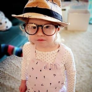 Meet your Posher, Leslie